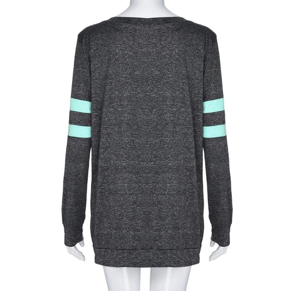 🧜🏼‍♀️ Gray Top with Teal Striped Sleeve 🧜🏼‍♀️ - Picture 4 of 6